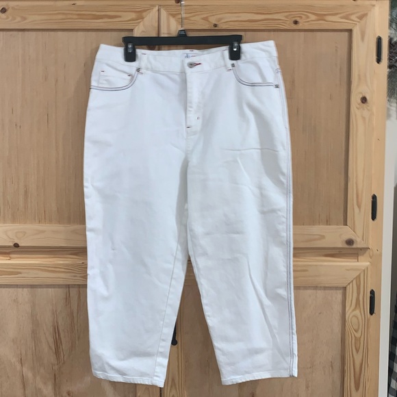 Denim & Co. white denim cropped jeans size 16 - Picture 1 of 3